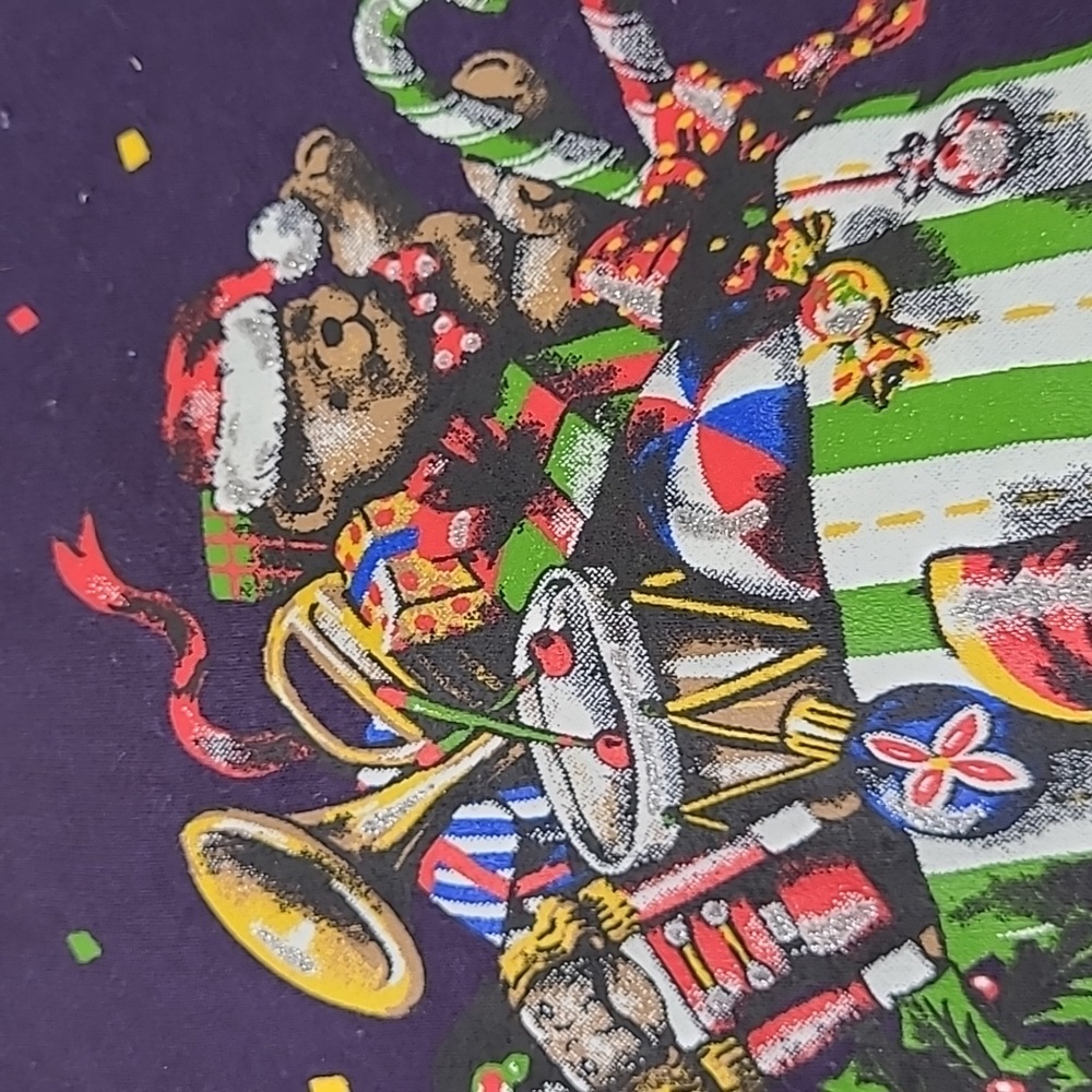 Unique Vintage image Chistmas sweatshirt Purple Excellent condition - Picture 4 of 7